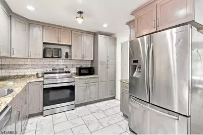 20 Waterloo Rd, Byram Township, NJ 07874 - Photo 8