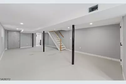 153 Brookside Ave, Irvington, NJ 07111 - Photo 24