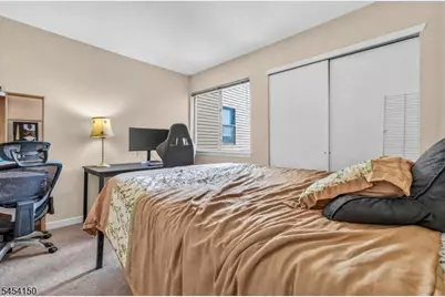 910 Spruce Hills Dr, Glen Gardner, NJ 08826 - Photo 10