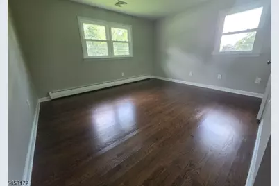 39 Old Croton Rd, Raritan Township, NJ 08822 - Photo 10
