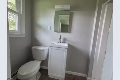 39 Old Croton Rd, Raritan Township, NJ 08822 - Photo 12