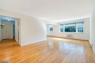 605 Grove St, Clifton, NJ 07013 - Photo 2