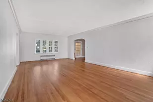425 Ridgewood Ave, Glen Ridge, NJ 07028 - Photo 8