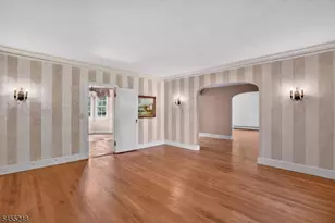 425 Ridgewood Ave, Glen Ridge, NJ 07028 - Photo 6