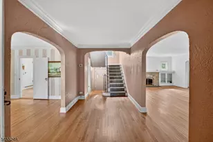 425 Ridgewood Ave, Glen Ridge, NJ 07028 - Photo 2