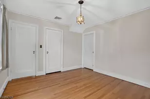 425 Ridgewood Ave, Glen Ridge, NJ 07028 - Photo 10