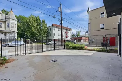 161 21st St, Irvington, NJ 07111 - Photo 36