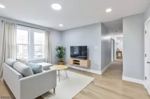 20 Edwin Pl, Newark, NJ 07112 - Photo 8