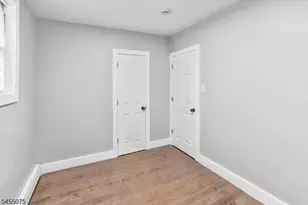 20 Edwin Pl, Newark, NJ 07112 - Photo 26