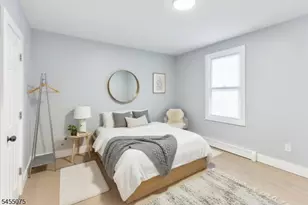 20 Edwin Pl, Newark, NJ 07112 - Photo 10