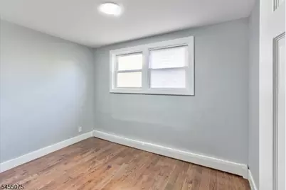 20 Edwin Pl, Newark, NJ 07112 - Photo 24