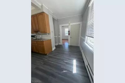 41 Outlook Ave, Hawthorne, NJ 07506 - Photo 6