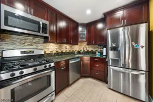 419 Edgewood Rd, Linden, NJ 07036 - Photo 4