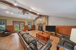 82 Kings Hwy, Washington Township, NJ 07853 - Photo 10