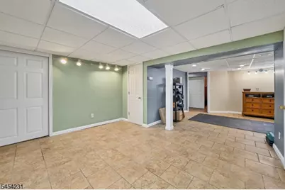 82 Kings Hwy, Washington Township, NJ 07853 - Photo 22