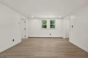 107 Oak Grove Rd, Raritan Township, NJ 08822 - Photo 2