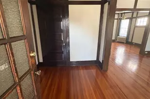 17 N Doughty Ave, Somerville, NJ 08876 - Photo 2