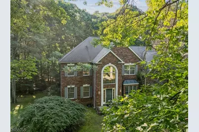 28 Crystal Rock Rd, Sparta Township, NJ 07871 - Photo 2