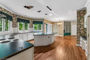 28 Crystal Rock Rd, Sparta Township, NJ 07871 - Photo 18