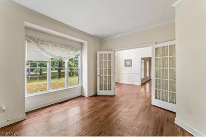 28 Crystal Rock Rd, Sparta Township, NJ 07871 - Photo 10