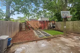 46 Halstead St, Newark, NJ 07106 - Photo 6