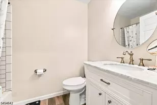 971 Bloomfield Ave, Glen Ridge, NJ 07028 - Photo 4