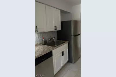 660-672 N Broad St #B2, Elizabeth, NJ 07208 - Photo 8