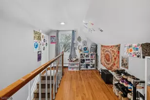 330 Hemlock Ave, Garwood, NJ 07027 - Photo 20