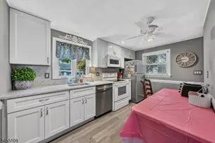 330 Hemlock Ave, Garwood, NJ 07027 - Photo 10