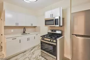 22 Edwin Pl, Newark, NJ 07112 - Photo 44