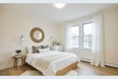 22 Edwin Pl, Newark, NJ 07112 - Photo 8