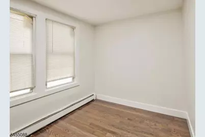 22 Edwin Pl, Newark, NJ 07112 - Photo 18