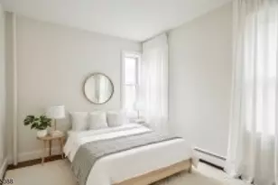 22 Edwin Pl, Newark, NJ 07112 - Photo 10