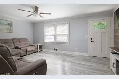 481 Albermarle St, Rahway, NJ 07065 - Photo 2