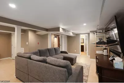 481 Albermarle St, Rahway, NJ 07065 - Photo 16