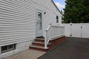 481 Albermarle St, Rahway, NJ 07065 - Photo 24