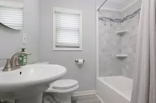 481 Albermarle St, Rahway, NJ 07065 - Photo 12