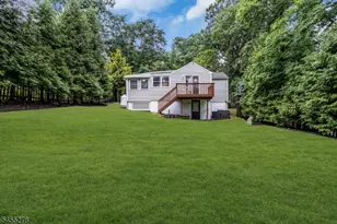 19 Sutton Rd, Hopatcong, NJ 07843 - Photo 28