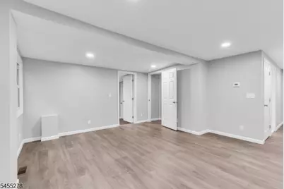 19 Sutton Rd, Hopatcong, NJ 07843 - Photo 12