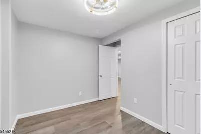 19 Sutton Rd, Hopatcong, NJ 07843 - Photo 20