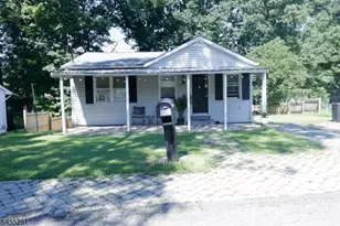 106 Idalroy Trail, Hopatcong, NJ 07843 - Photo 1