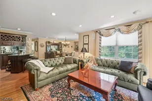 21 Berkeley Square Condo, Berkeley Heights Township, NJ 07922 - Photo 18