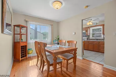13 Briarwood Dr, Franklin Township, NJ 08873 - Photo 10
