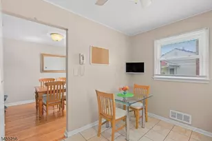 13 Briarwood Dr, Franklin Township, NJ 08873 - Photo 12