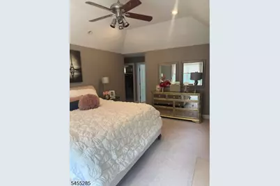 5 Pilgrim Ct, Cedar Grove, NJ 07009 - Photo 16