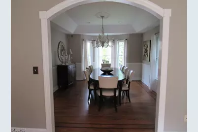 5 Pilgrim Ct, Cedar Grove, NJ 07009 - Photo 10