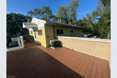 33 Harmon St, Lincoln Park, NJ 07035 - Photo 8