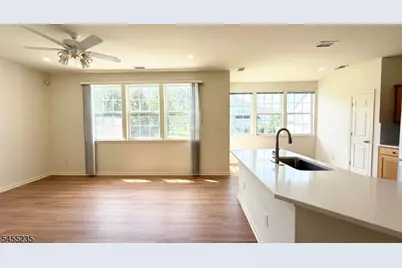 6 Joanne Ct, Bridgewater, NJ 08807 - Photo 8