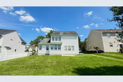 6 Joanne Ct, Bridgewater, NJ 08807 - Photo 2