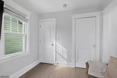 7 Laurel Pl, East Rutherford, NJ 07073 - Photo 22